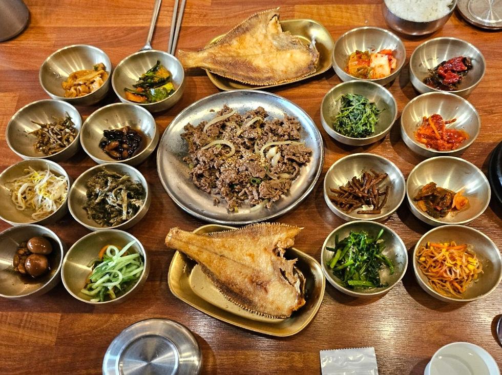 18:00 · Riverside Korean Welcome Dinner schedule