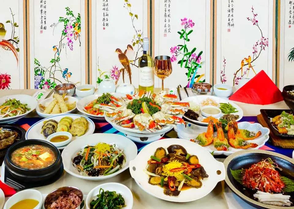 18:00 · Korean Heritage Welcome Dinner schedule