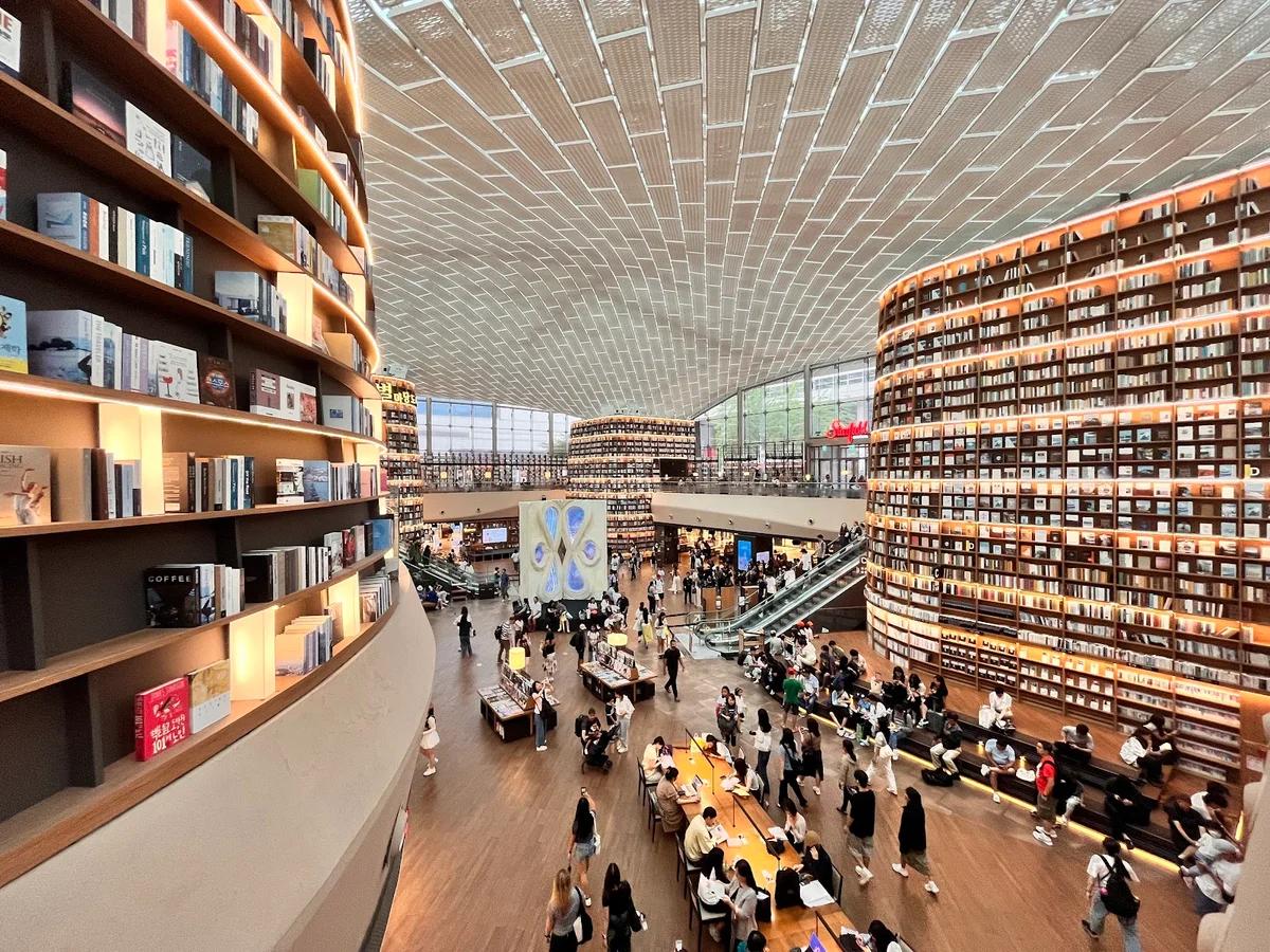 15:00 · Starfield Library & Contemporary Seoul Discovery schedule