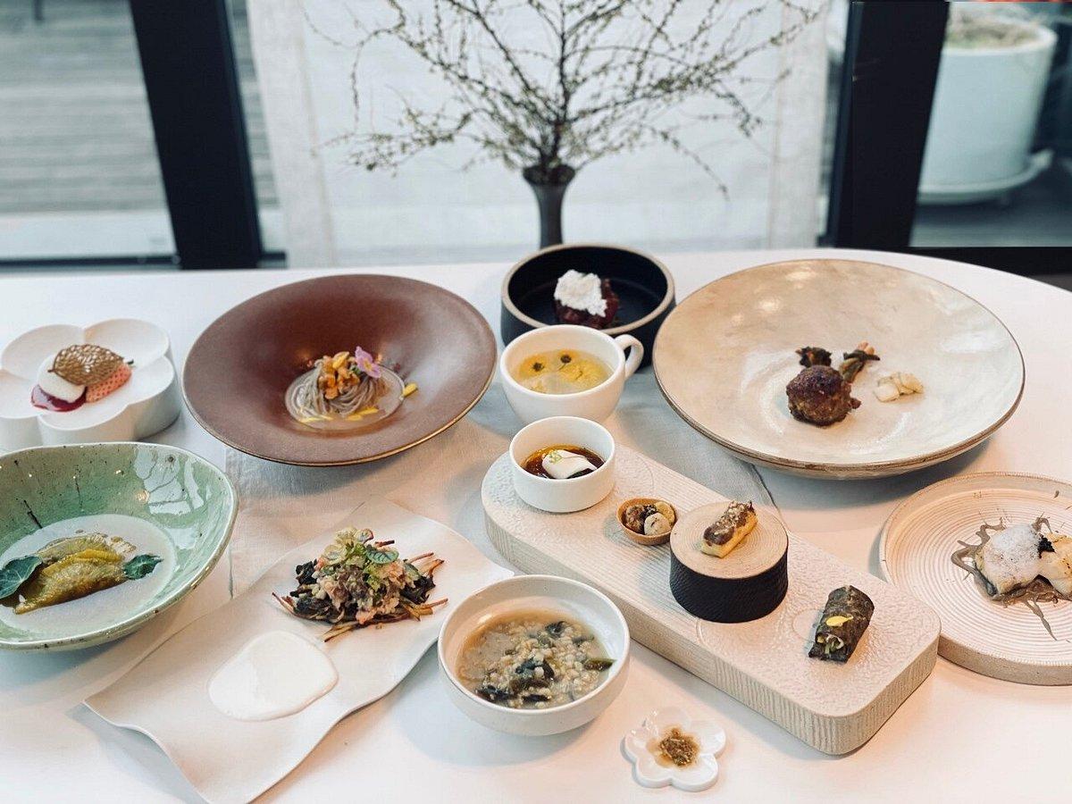 18:30 · Korean Welcome Dinner in Itaewon & Hannam schedule