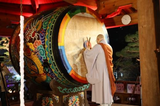 Bongeunsa Urban Temple Stay & Mindfulness view 1