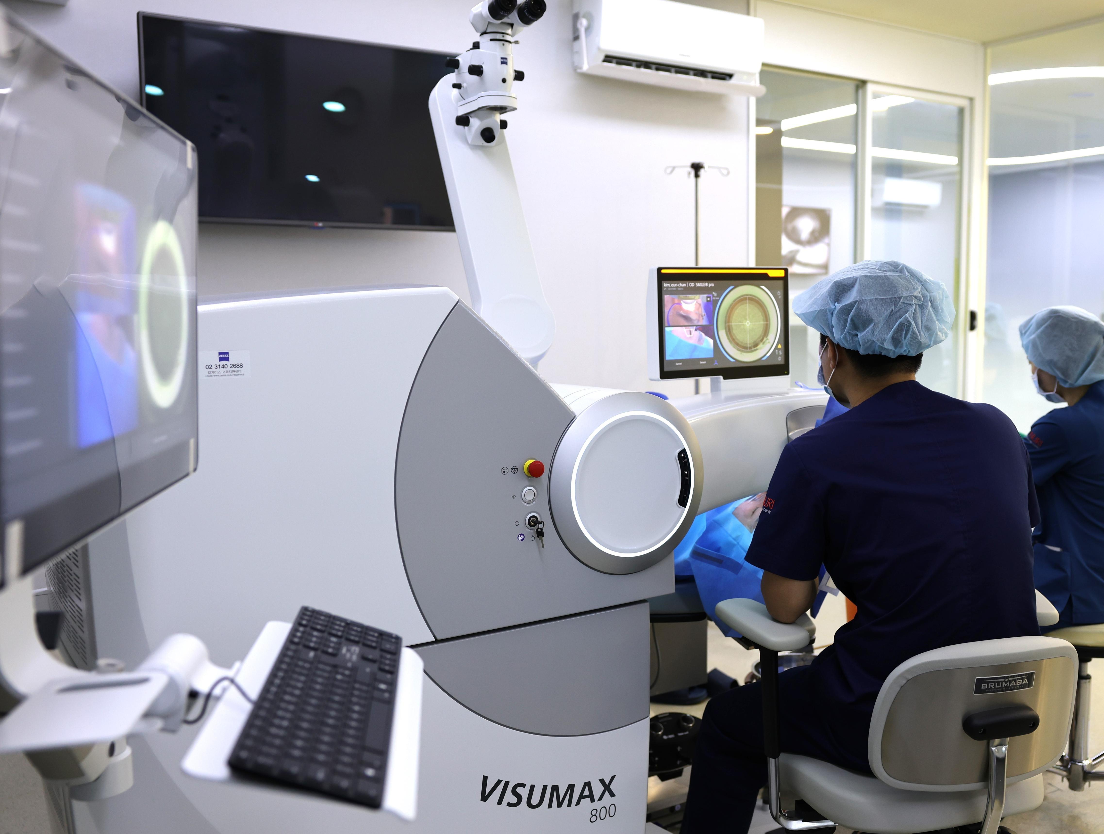 Seoul SMILE Pro Laser Vision Correction & Recovery Journey – 5 Days view 1