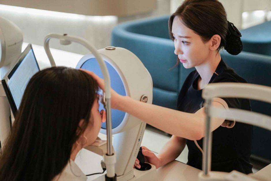 13:30 · Advanced Corneal Imaging & Refractive Testing schedule